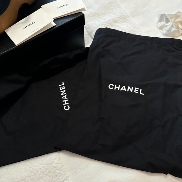 Chanel platform sandals (authentic) - Picture 2 of 4